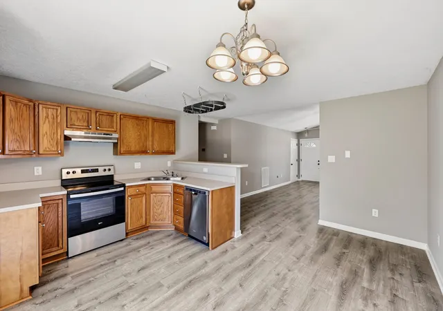 Photo 4 of Sale Pending at 217 Christopher Dr, Nicholasville, KY 40356 | MLS# 26022688 | Listing updated on 2026-08-31