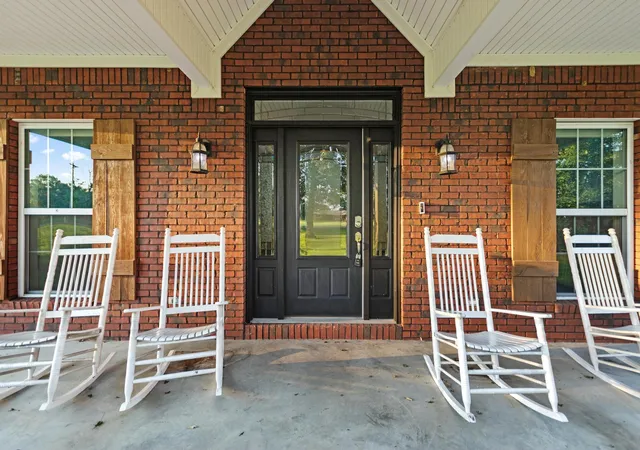 Photo 3 of Single family home for sale at 3752 Kentucky 121, Murray, KY 42071 | MLS# 26023173 | Listing updated on 2026-08-25