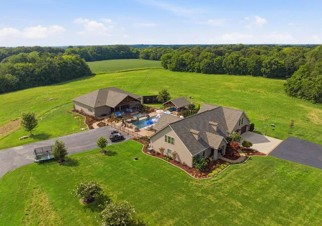 Photo 68 of Single family home for sale at 1257 Nance Rd, Hickory, KY 42051 | MLS# 26022019 | Listing updated on 2026-08-25