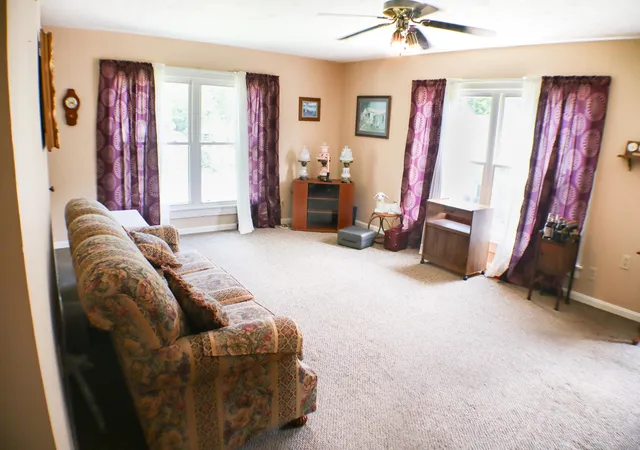 Photo 4 of Single family home for sale at 412 Main St, Mc Kee, KY 40447 | MLS# 26021900 | Listing updated on 2026-09-23