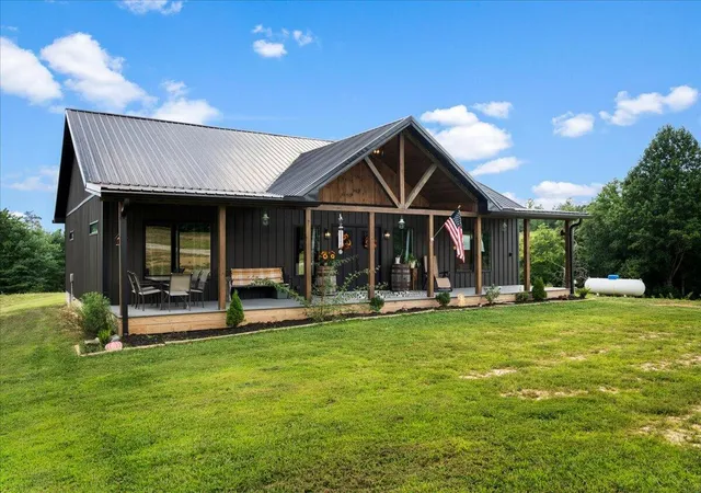 Photo 3 of Single family home for sale at 2113 Calaboose Ridge Rd, Campton, KY 41301 | MLS# 26021821 | Listing updated on 2026-08-23