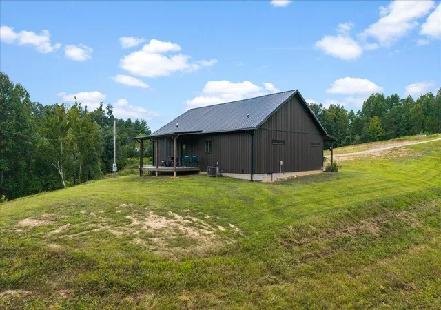 Photo 50 of Single family home for sale at 2113 Calaboose Ridge Rd, Campton, KY 41301 | MLS# 26021821 | Listing updated on 2026-08-23
