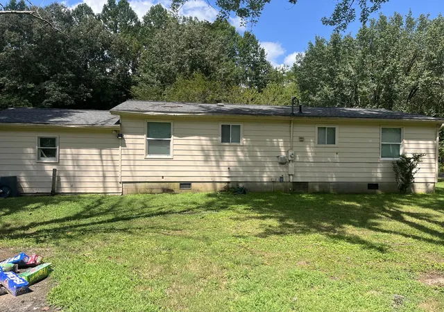Photo 2 of Single family home for sale at 1501 Creekside Dr, Paducah, KY 42003 | MLS# 26022845 | Listing updated on 2026-08-21