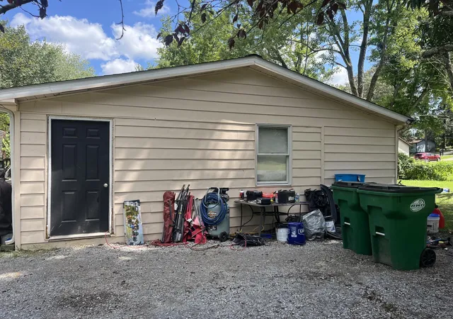 Photo 3 of Single family home for sale at 1501 Creekside Dr, Paducah, KY 42003 | MLS# 26022845 | Listing updated on 2026-08-21