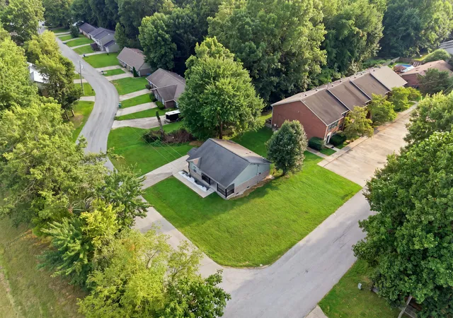 Photo 3 of Sale Pending at 1194 Berdine Way, Lawrenceburg, KY 40342 | MLS# 26021830 | Listing updated on 2026-08-25