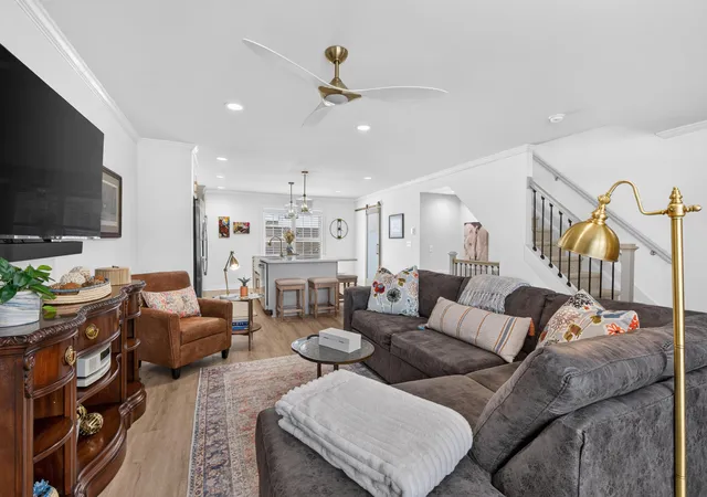 Photo 3 of Sale Pending at 2644 Old Rosebud Rd, Lexington, KY 40509 | MLS# 26023086 | Listing updated on 2026-10-13