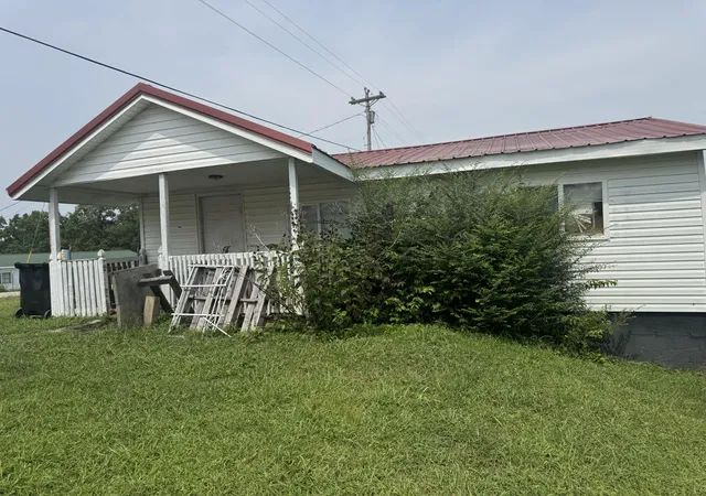 Photo 2 of Sale Pending at 3025 W Kentucky 204 Hwy, Williamsburg, KY 40769 | MLS# 26021861 | Listing updated on 2026-08-21