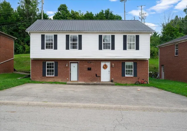 Photo 1 of Sale Pending at 217 Mcdaniel Dr #1-2, Richmond, KY 40475 | MLS# 26021988 | Listing updated on 2026-08-30