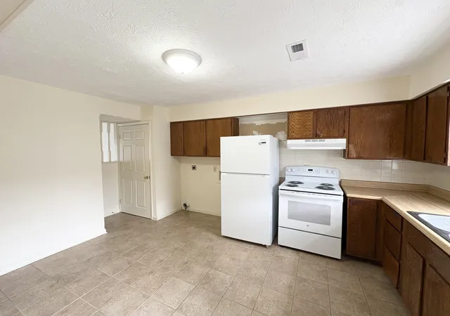 Photo 3 of Townhouse for sale at 48 Judy Ann Ct, Winchester, KY 40391 | MLS# 26022172 | Listing updated on 2026-08-17