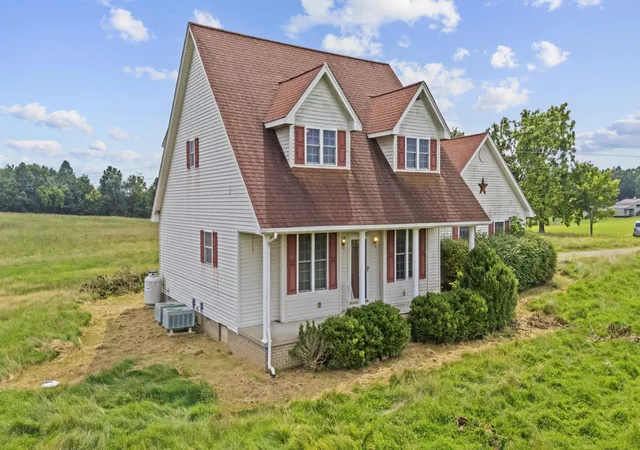 Photo 3 of Sale Pending at 3133 Farris Branch Rd, Wallingford, KY 41093 | MLS# 26022096 | Listing updated on 2026-08-26