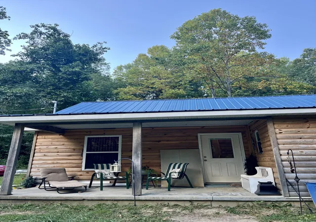 Photo 4 of Single family home for sale at 2789 Black Crk Rd, Clay City, KY 40312 | MLS# 26021992 | Listing updated on 2026-09-15