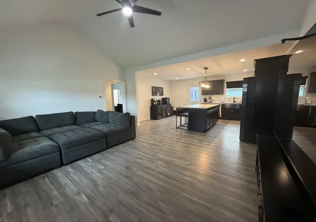 Photo 4 of Single family home for sale at 125 Sawgrass Ln, Harrodsburg, KY 40330 | MLS# 26021917 | Listing updated on 2026-10-06