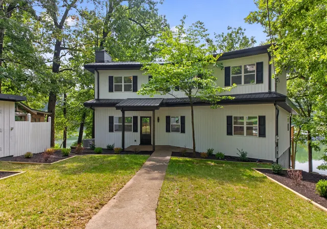 Photo 2 of Single family home for sale at 656 Chimney Rock Rd, Harrodsburg, KY 40330 | MLS# 26022168 | Listing updated on 2026-10-13