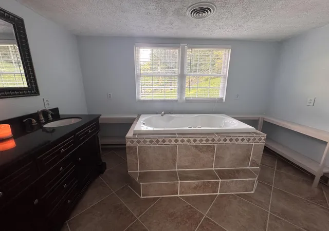 Photo 3 of Single family home for sale at 497 Bee Hive Rd, Slemp, KY 41763 | MLS# 26021980 | Listing updated on 2026-08-13