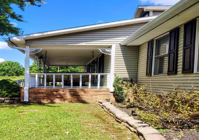 Photo 3 of Single family home for sale at 503 Paradise Rd, Mayfield, KY 42066 | MLS# 26022954 | Listing updated on 2026-08-23
