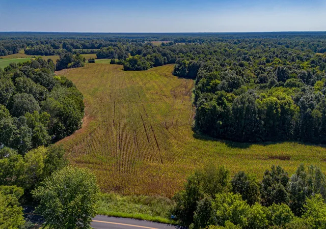 Photo 2 of Sale Pending at 8950 Old Mayfield Rd, Boaz, KY 42027 | MLS# 26022506 | Listing updated on 2026-08-27
