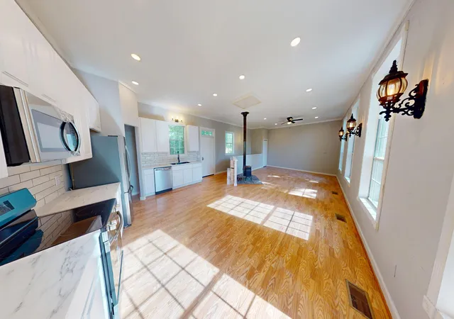Photo 3 of Single family home for sale at 39 Whispering Winds Rd, Cadiz, KY 42211 | MLS# 26021957 | Listing updated on 2026-08-13