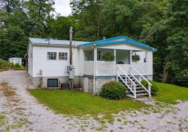 Photo 1 of Sale Pending at 831 Beech Bottom Rd, Wooton, KY 41776 | MLS# 26023136 | Listing updated on 2026-09-02