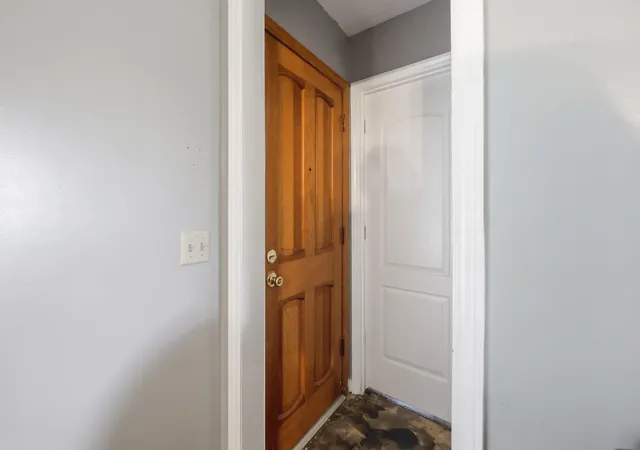Photo 4 of Single family home for sale at 1181 Old Louisville Rd, Salvisa, KY 40372 | MLS# 26022917 | Listing updated on 2026-09-16