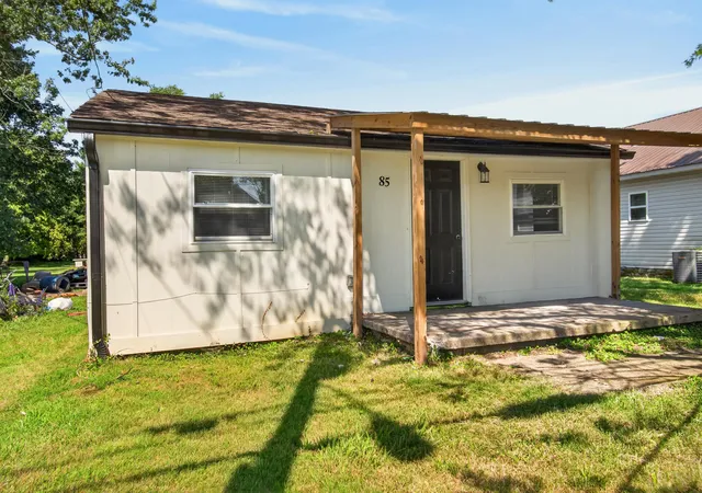 Photo 1 of Single family home for sale at 85 Kinnard Kelley Ln, Junction City, KY 40440 | MLS# 26023431 | Listing updated on 2026-09-30