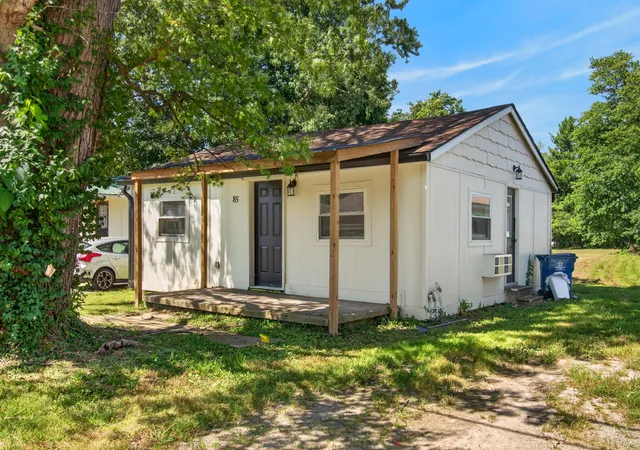 Photo 2 of Single family home for sale at 85 Kinnard Kelley Ln, Junction City, KY 40440 | MLS# 26023431 | Listing updated on 2026-09-30