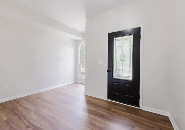 Photo 3 of Sale Pending at 3052 Roundway Dl Ln, Lexington, KY 40509 | MLS# 26021975 | Listing updated on 2026-10-13