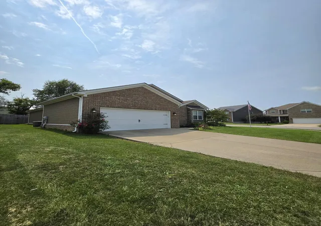 Single family home for sale at 100 Stephen Dr, Georgetown, KY 40324 | MLS# 26022023