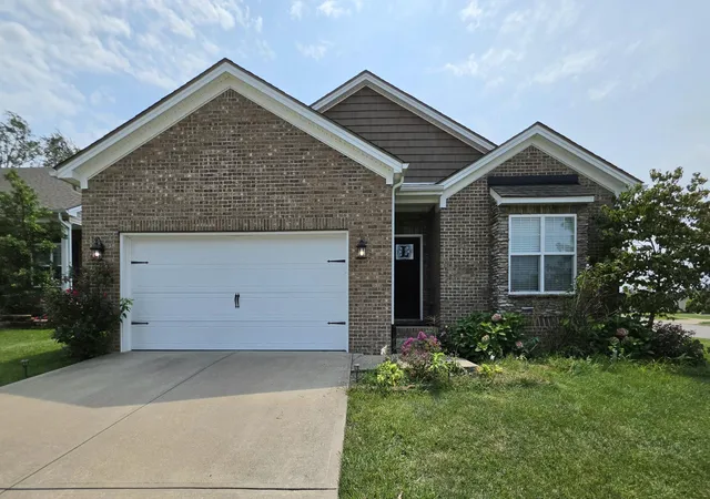 Photo 3 of Single family home for sale at 100 Stephen Dr, Georgetown, KY 40324 | MLS# 26022023 | Listing updated on 2026-10-09
