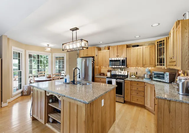 Photo 3 of Sale Pending at 413 Hackett Pike, Richmond, KY 40475 | MLS# 26022635 | Listing updated on 2026-09-12