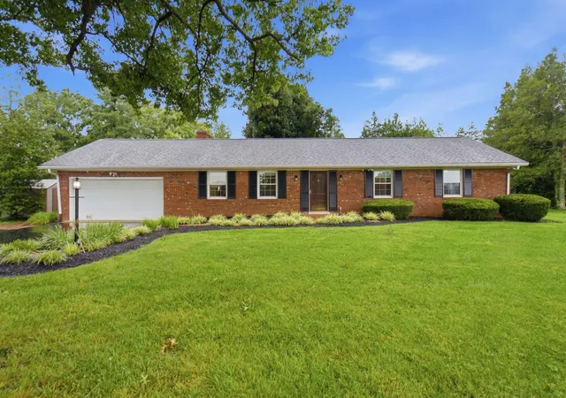 Photo 1 of Sale Pending at 4660 Athens Walnut Hl Pike, Lexington, KY 40515 | MLS# 26022192 | Listing updated on 2026-09-29