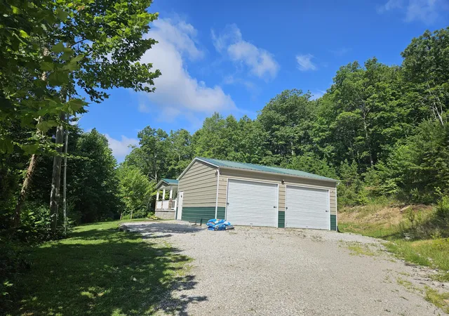 Photo 3 of Single family home for sale at 335 Secluded Ridge, Mount Vernon, KY 40456 | MLS# 26022051 | Listing updated on 2026-09-09