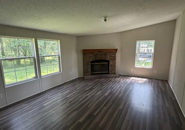 Photo 4 of Sale Pending at 83 Dr Jones Ln, Gray, KY 40734 | MLS# 26022061 | Listing updated on 2026-09-21