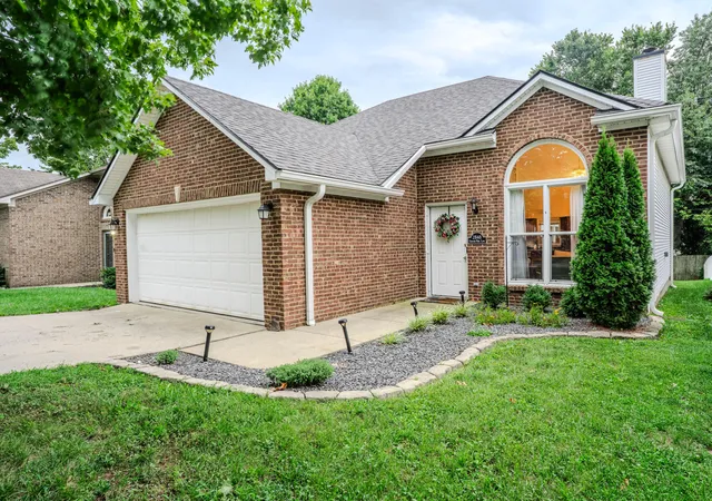 Photo 1 of Sale Pending at 2848 Gateway Park Ln, Lexington, KY 40511 | MLS# 26022068 | Listing updated on 2026-09-19