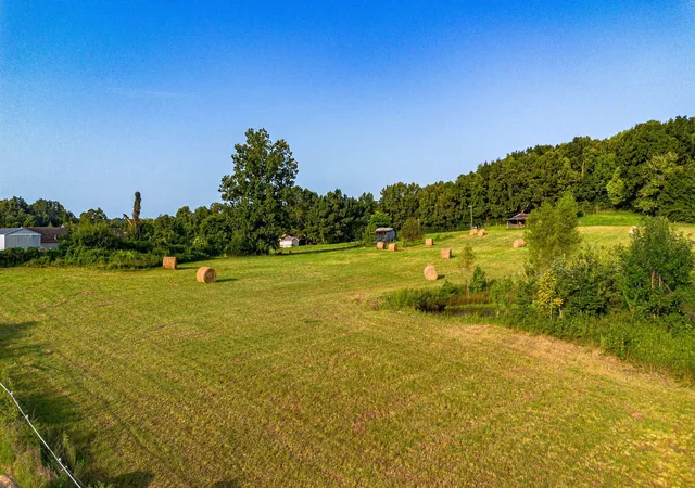 Photo 1 of Sale Pending at 412 New Harmony Rd, Benton, KY 42025 | MLS# 26022107 | Listing updated on 2026-09-03