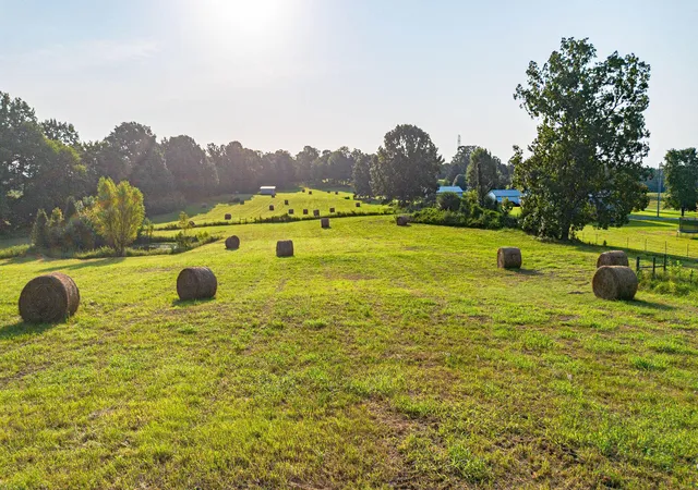 Photo 3 of Sale Pending at 412 New Harmony Rd, Benton, KY 42025 | MLS# 26022107 | Listing updated on 2026-09-03