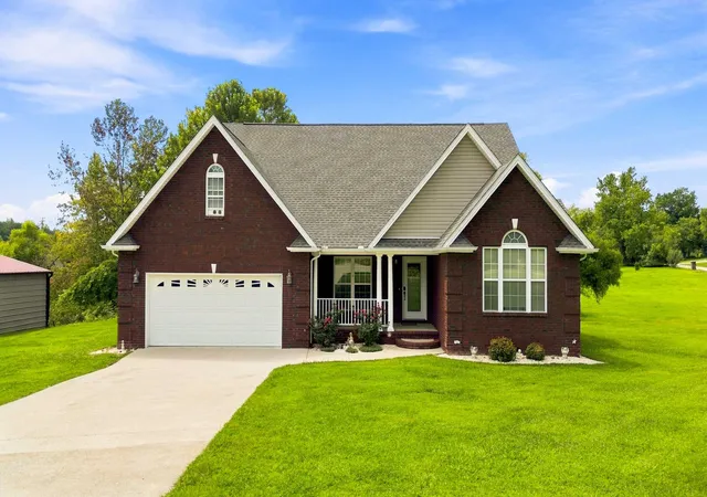 Photo 1 of Single family home for sale at 66 Birch Crk Ln, East Bernstadt, KY 40729 | MLS# 26022169 | Listing updated on 2026-08-15