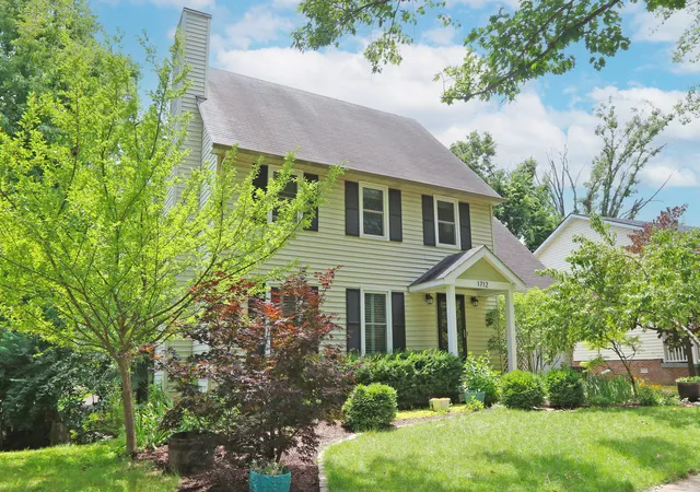 Photo 1 of Single family home for sale at 1712 Brk Park Dr, Lexington, KY 40515 | MLS# 26022079 | Listing updated on 2026-08-27