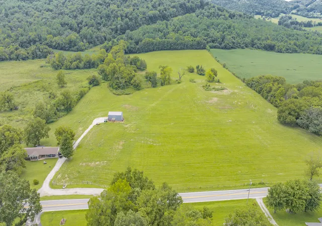 Photo 4 of House for sale at 4998 E Kentucky 92, Monticello, KY 42633 | MLS# 26023820 | Listing updated on 2026-08-31