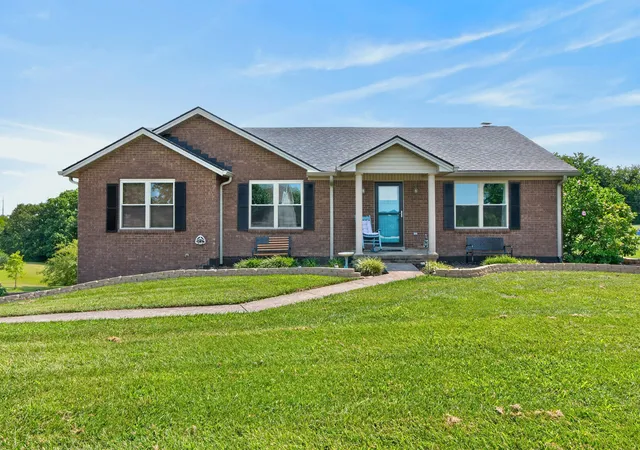 Photo 1 of Sale Pending at 121 Mockingbird Hl Dr, Richmond, KY 40475 | MLS# 26022087 | Listing updated on 2026-09-09