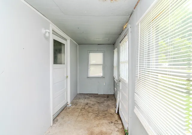 Photo 3 of Single family home for sale at 16 Denny Ave, Winchester, KY 40391 | MLS# 26022585 | Listing updated on 2026-09-29