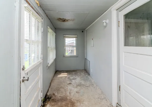 Photo 3 of Single family home for sale at 16 Denny Ave, Winchester, KY 40391 | MLS# 26022585 | Listing updated on 2026-09-29