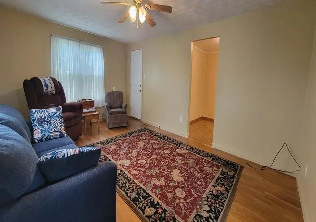 Photo 3 of Sale Pending at 3137 Old Owingsville Rd, Mount Sterling, KY 40353 | MLS# 26022124 | Listing updated on 2026-09-12