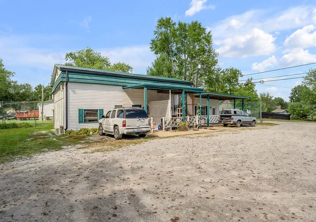 Photo 3 of House for sale at 4738 Camargo Levee Rd, Camargo, KY 40353 | MLS# 26022136 | Listing updated on 2026-09-08