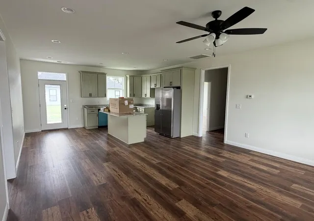 Photo 2 of Single family home for sale at 472 Pinehurst Way, Harrodsburg, KY 40330 | MLS# 26022180 | Listing updated on 2026-09-09