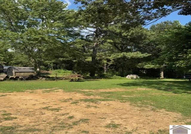 Photo 2 of Single family home for sale at 172 Mobile Hts, Mayfield, KY 42066 | MLS# 26022147 | Listing updated on 2026-08-17