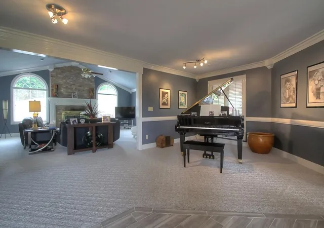Photo 3 of Single family home for sale at 532 Becks Crk Rd, Williamsburg, KY 40769 | MLS# 26022158 | Listing updated on 2026-09-12