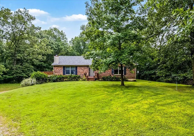 Photo 3 of Single family home for sale at 280 Stockton Rd, Frankfort, KY 40601 | MLS# 26022233 | Listing updated on 2026-09-16