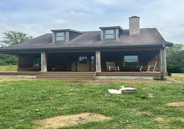 Photo 3 of House for sale at 726 Old Brown Rd, Salvisa, KY 40372 | MLS# 26022267 | Listing updated on 2026-09-02