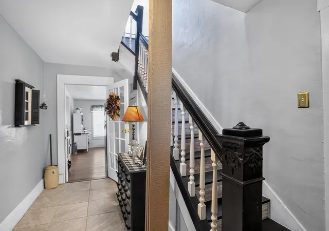 Photo 3 of Single family home for sale at 415 Kelly Shop Rd, Springfield, KY 40069 | MLS# 26022183 | Listing updated on 2026-10-08