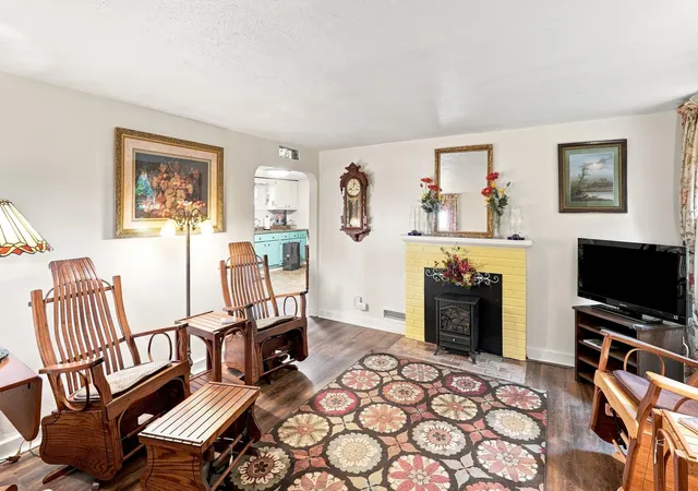 Photo 4 of Single family home for sale at 114 E Lion Dr, Salem, KY 42078 | MLS# 26022171 | Listing updated on 2026-08-26